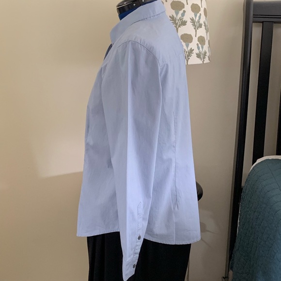 NWT J Jill Petite Water Blue Microstripe Fitted Blouse - Picture 2 of 6